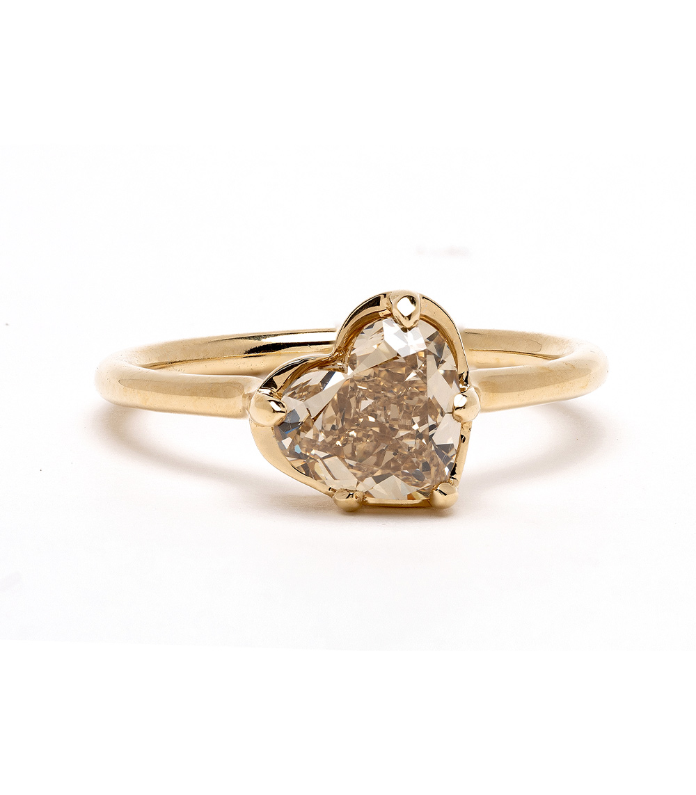 Radiant Love: Yellow Heart Shaped Diamond Ring – norVoski