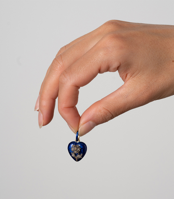 Victorian Enamal Diamond Heart Necklace